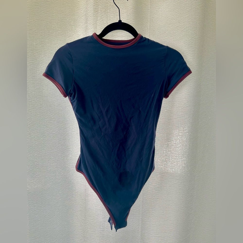 Skims Navy Blue Short Sleeve Bodysuit with Maroon Trim